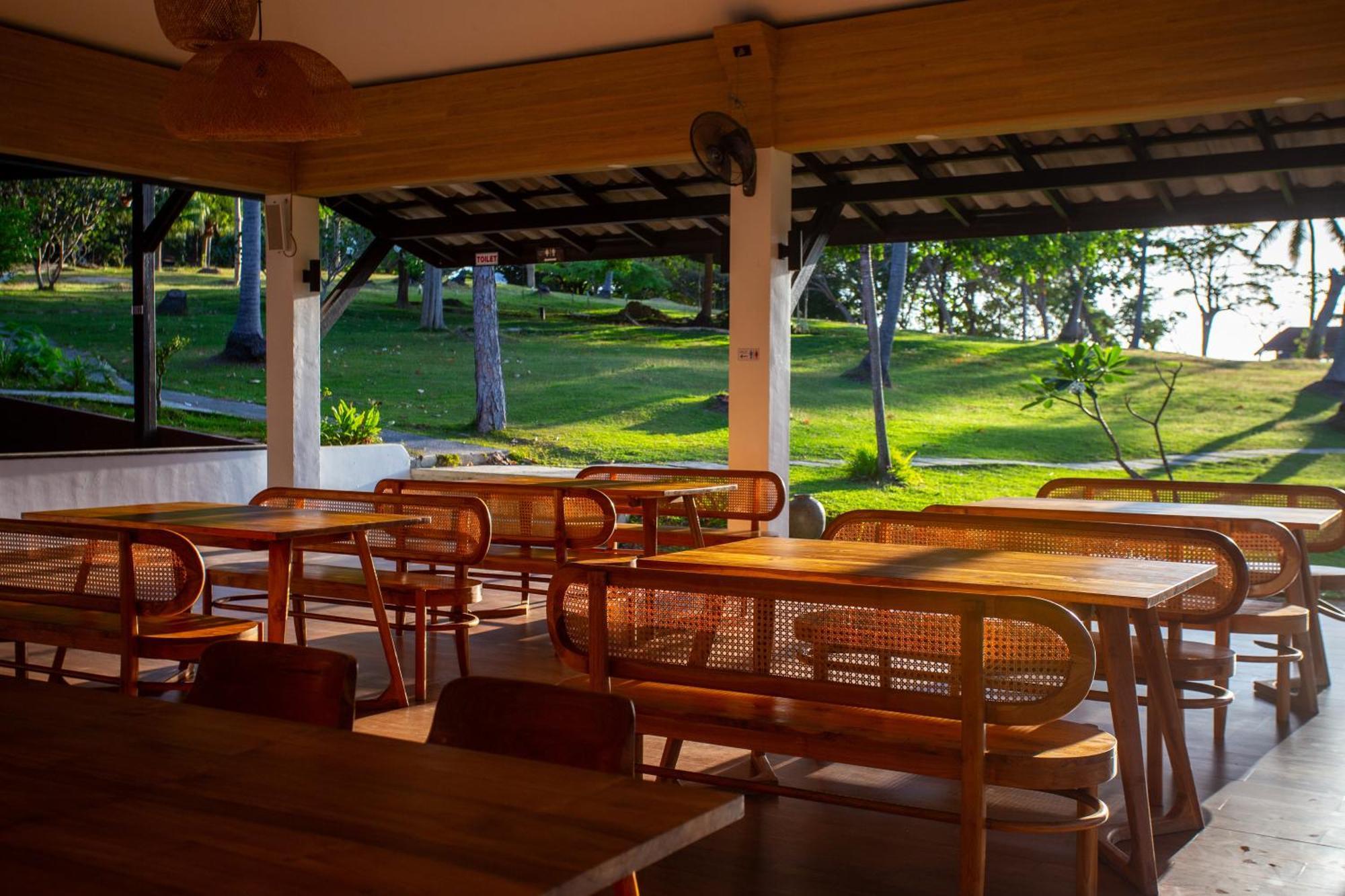 Ban Raya Resort And Spa Koh Racha Yai Bagian luar foto